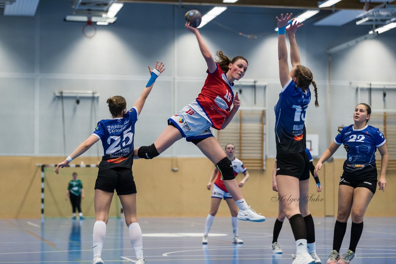 Bild 156 - wAJ HC Quickborn - HSG Kiel/Kronshagen : Ergebnis: 20:17